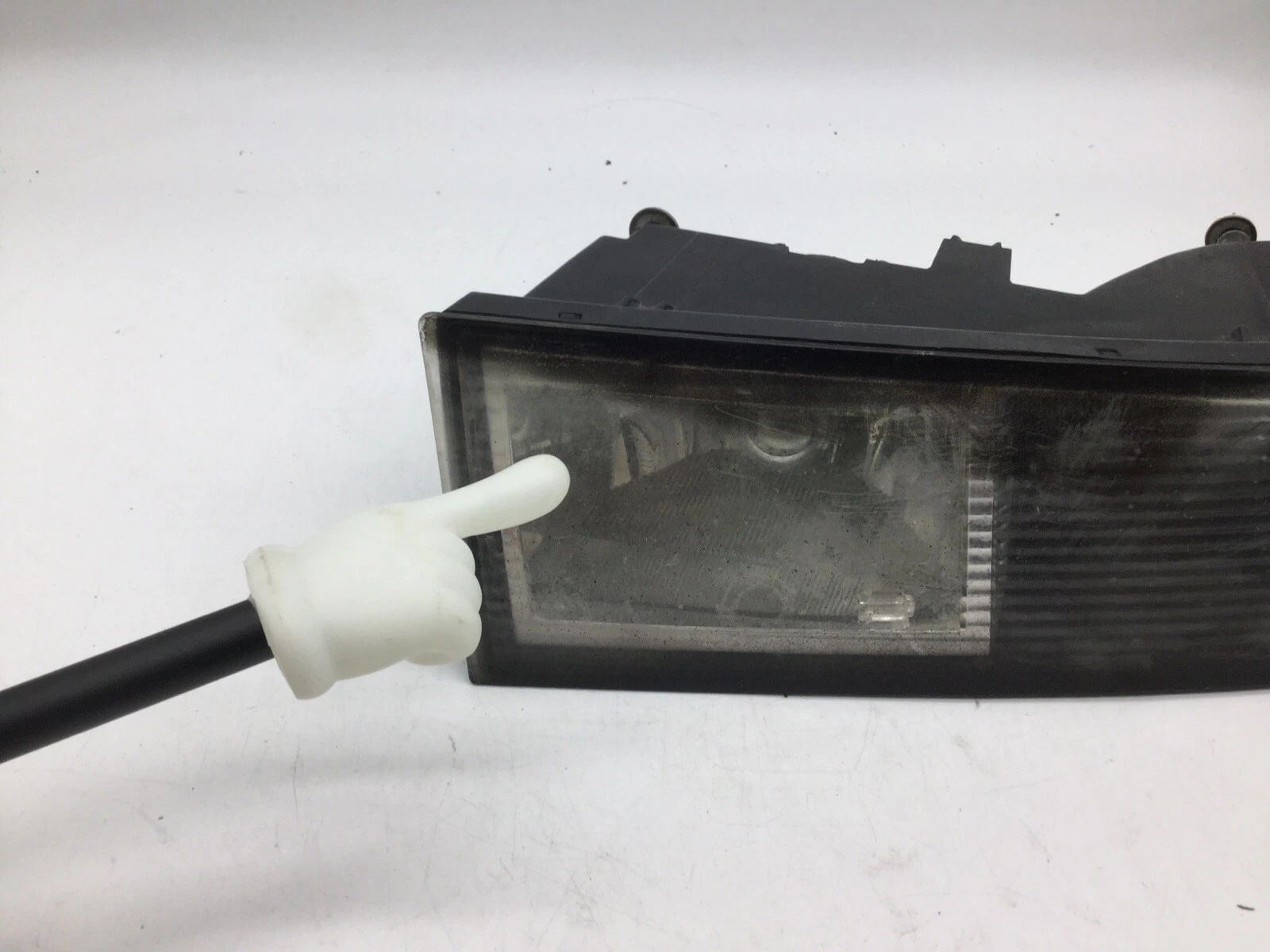 2007-2014 CADILLAC ESCALADE CHROME FRONT BUMPER FOG LIGHT LAMP USED OEM RIGHT - Image 8