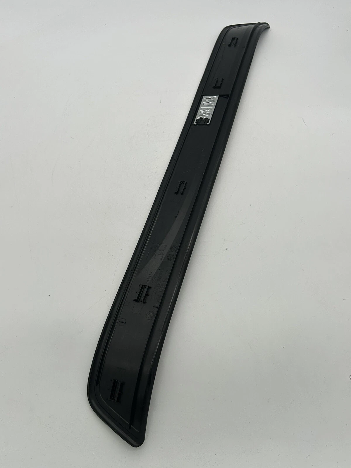 06-2010 BMW 328i 325i 330i e90 sedan scuff plate sill plate floor door Trim OEM - Image 6