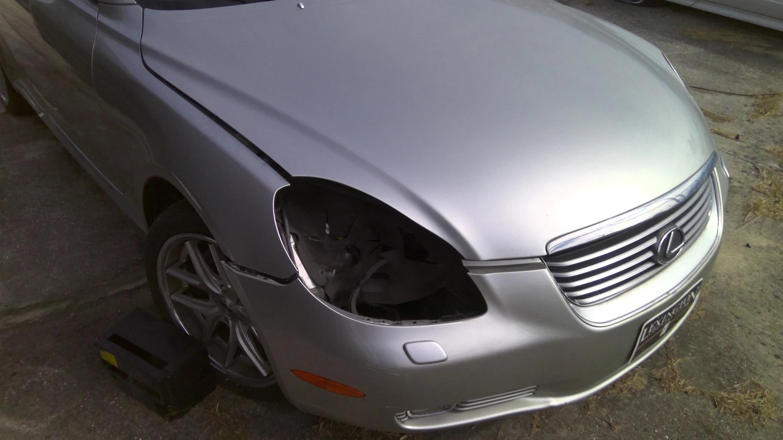 02-10 LEXUS SC430 RIGHT SIDE FENDER RH SILVER OEM - Image 2