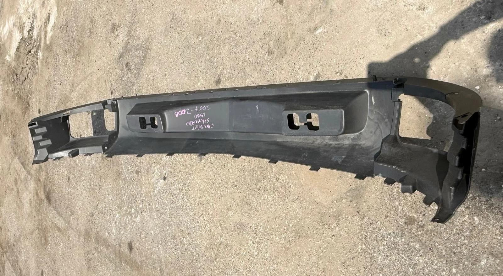2009-2013 CHEVROLET SILVERADO 1500 FRONT BUMPER COVER OEM - Image 7