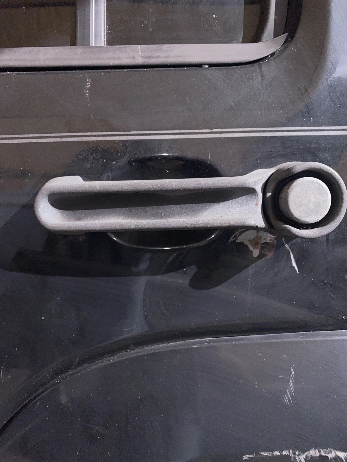 2005-2010 JEEP LIBERTY 4X2 LIMITED LEFT REAR DOOR DRIVER - Image 4