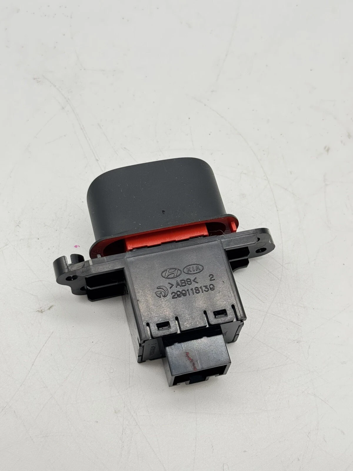 13-20 Kia Forte Emergency Hazard Light Control Switch OEM 299118139 - Image 8