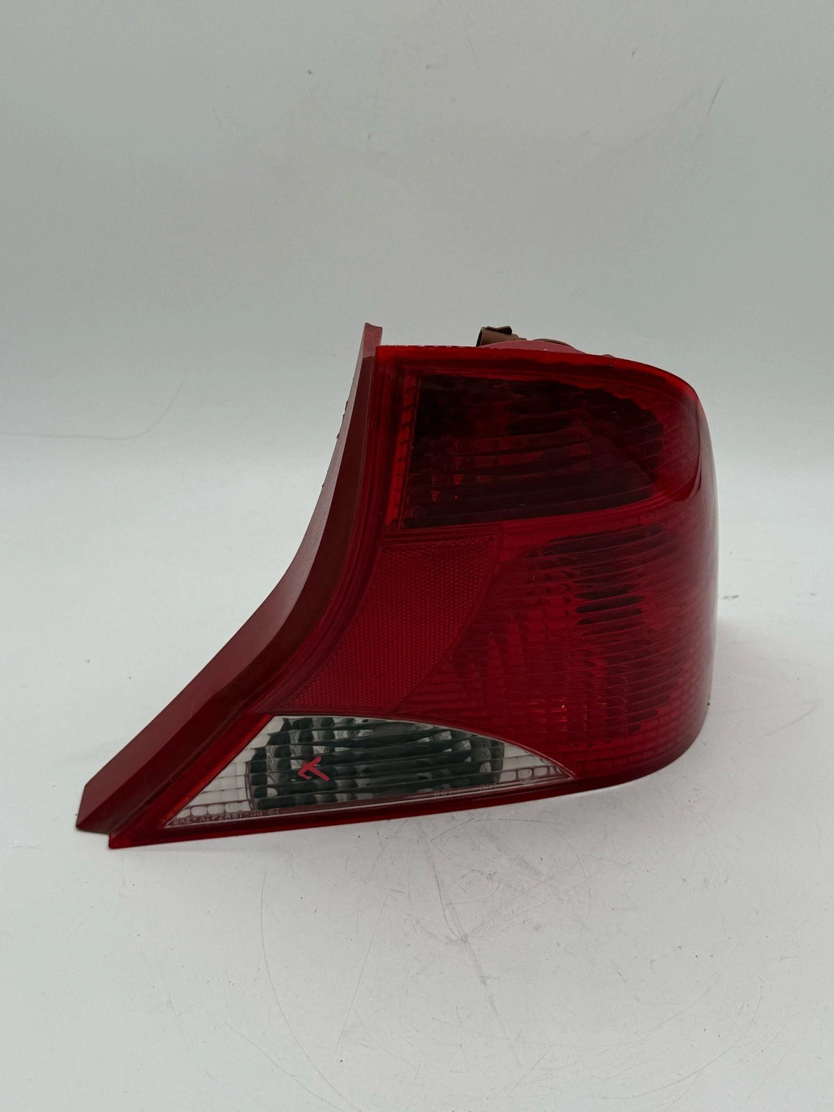 2002-2004 Ford Focus Right Rear Tail Light Assembly YS4X-13440-CA - Image 6