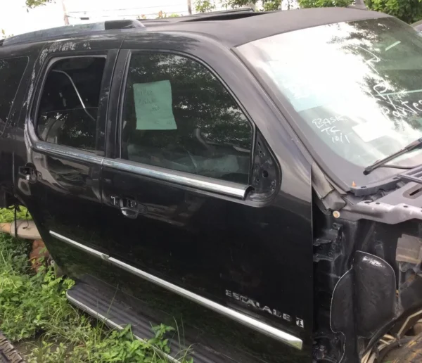 2007-2014 CADILLAC ESCALADE REAR PASSENGER RIGHT RH DOOR USED OEM LOCAL PICKUP