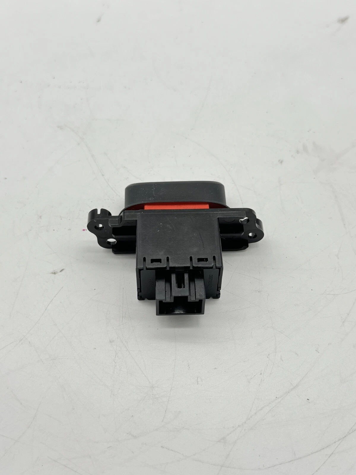 13-20 Kia Forte Emergency Hazard Light Control Switch OEM 299118139 - Image 4