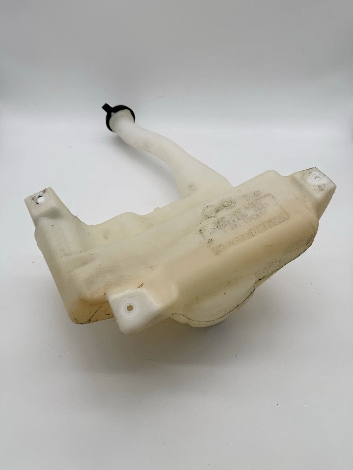 06-10 SATURN SKY FRONT WINDSHIELD WASHER FLUID RESERVOIR TANK ASSY, OEM - Image 10