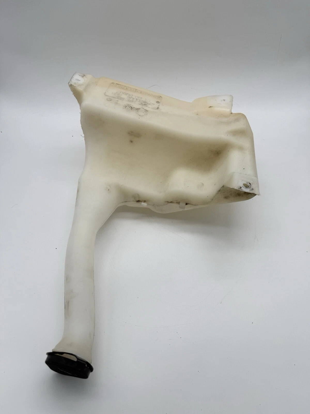 06-10 SATURN SKY FRONT WINDSHIELD WASHER FLUID RESERVOIR TANK ASSY, OEM - Image 7