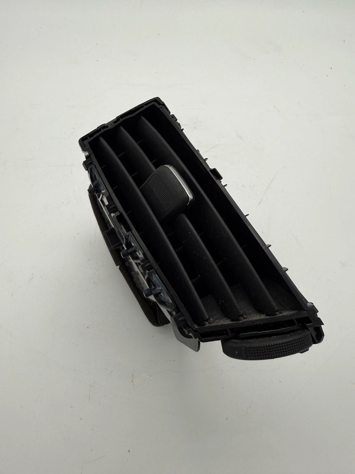 2008-2013 Infiniti G37 OEM LH Center Dashboard AC Vent 68751-JK00C oem - Image 8