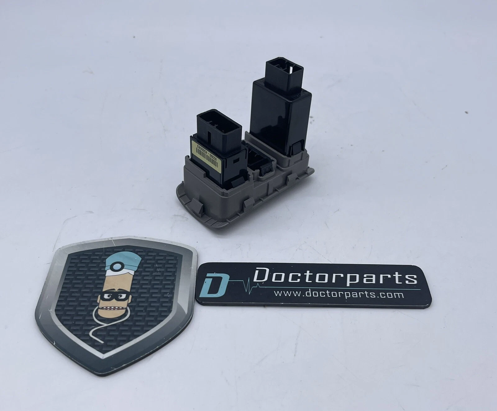 2006-2012 KIA SEDONA DASH INTERIOR LIGHT SWITCH W/ DIM 93390-4D000KS OEM USED - Image 3