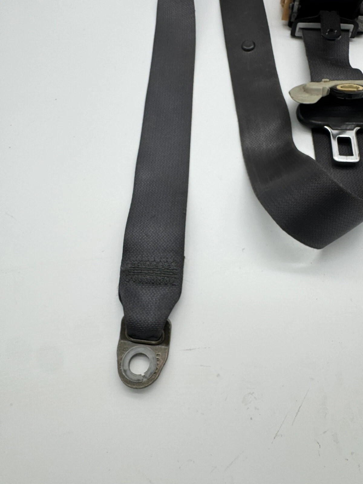 2005-2010 SCION TC FRONT LEFT DRIVER SIDE SEAT BELT RETRACTOR OEM USED - Image 5