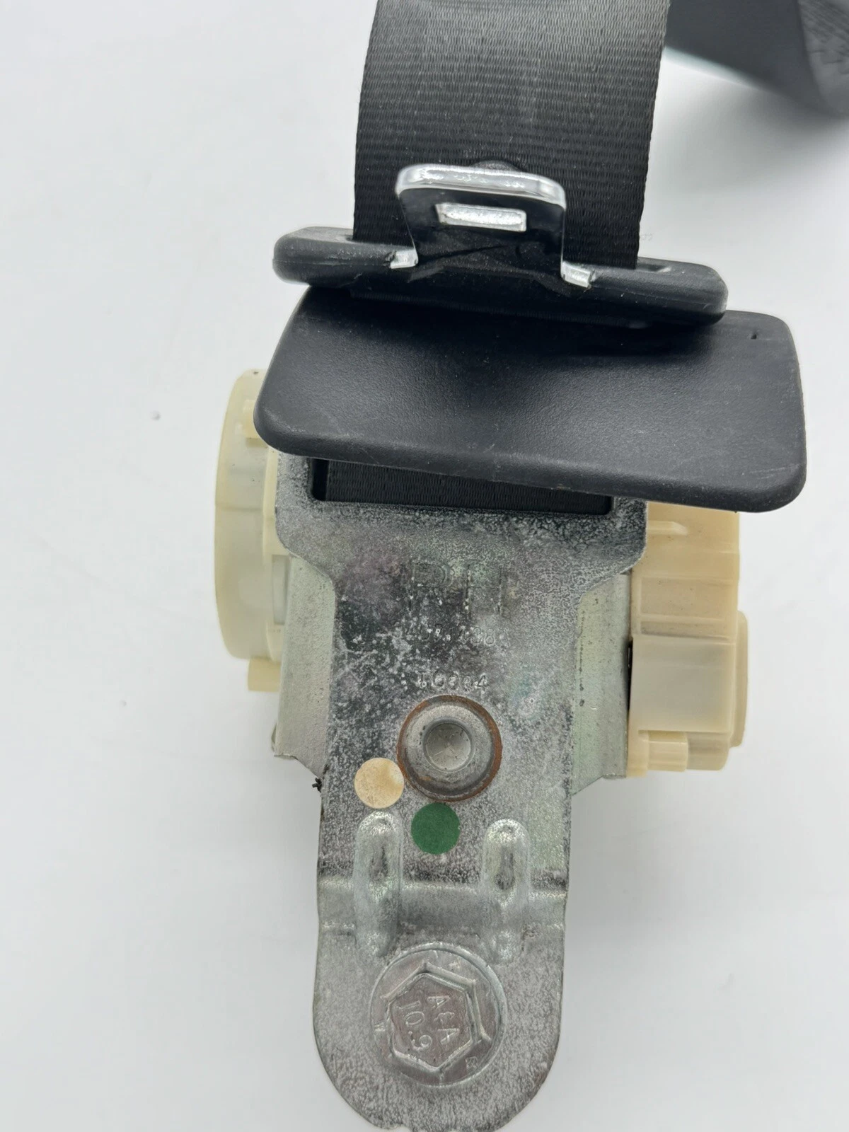 11 - 14 HYUNDAI SONATA REAR PASSENGER SEAT BELT OEM 89820-3Q000 - Image 9