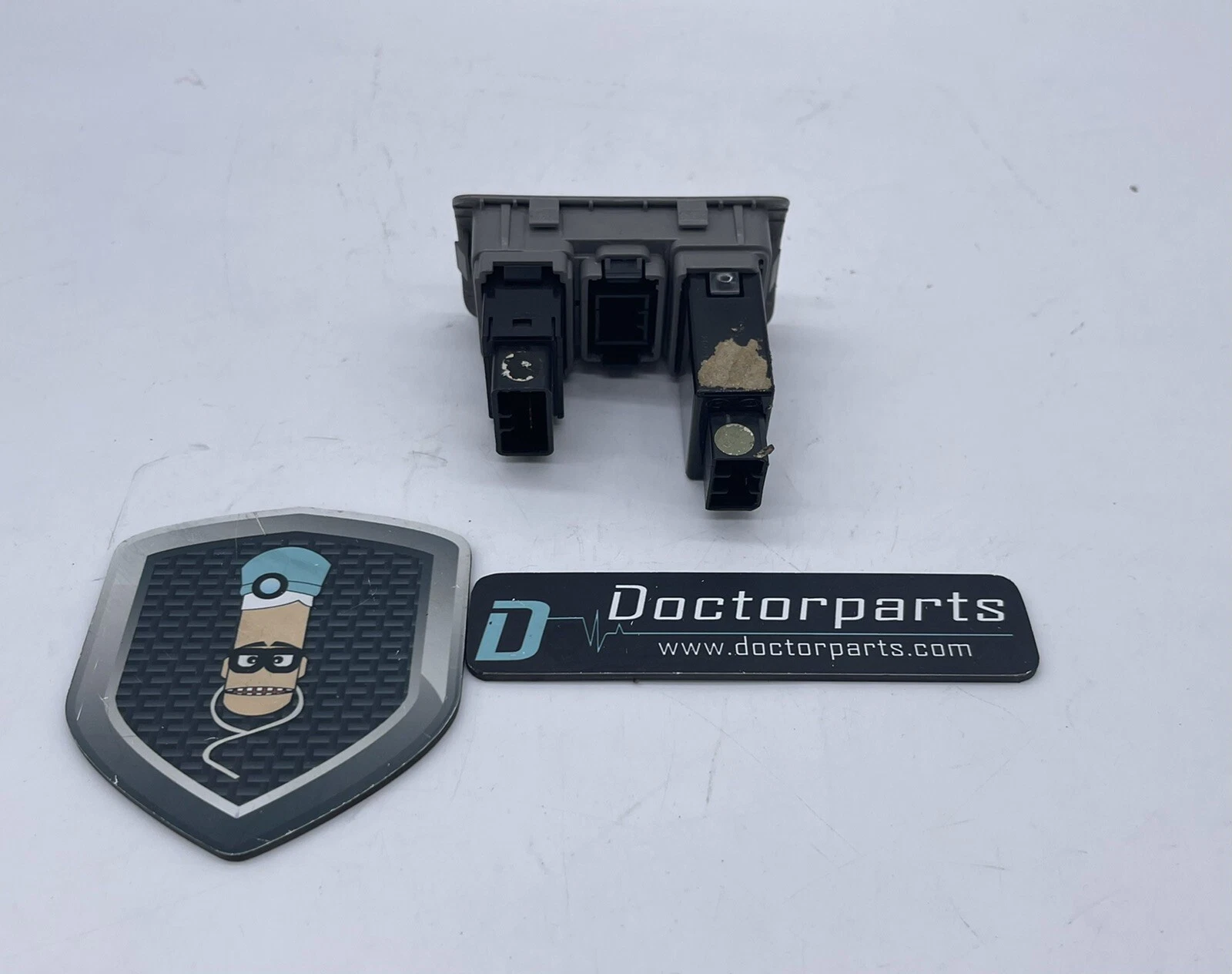 2006-2012 KIA SEDONA DASH INTERIOR LIGHT SWITCH W/ DIM 93390-4D000KS OEM USED - Image 2