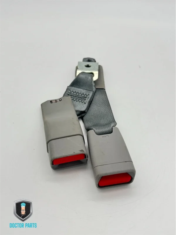 14 - 18 TOYOTA COROLLA REAR SEAT BELT CENTER BUCKLE OEM GRAY