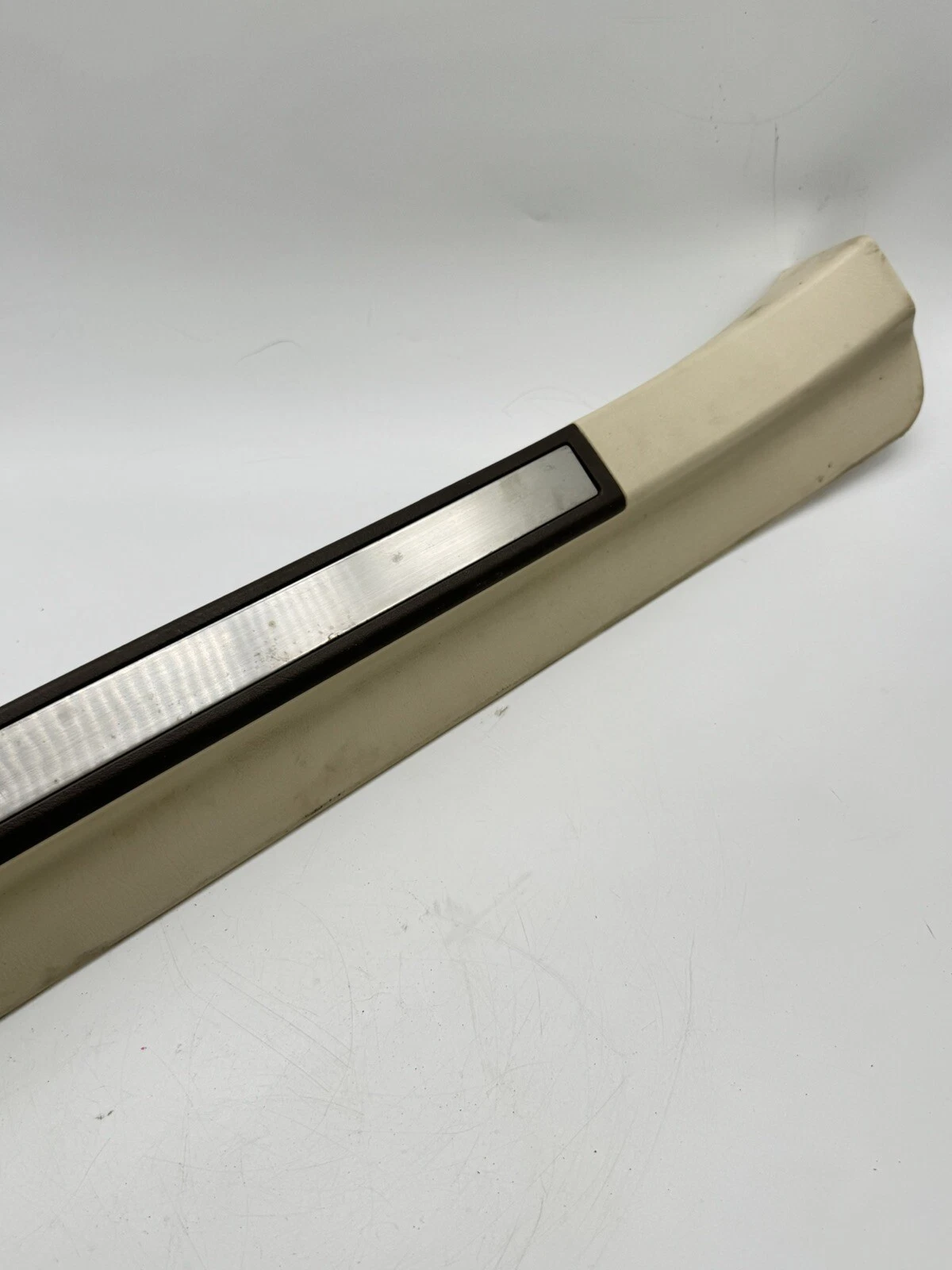02-10 LEXUS SC430 FRONT LEFT DRIVER SIDE DOOR STEP SCUFF PLATE TRIM OEM - Image 11