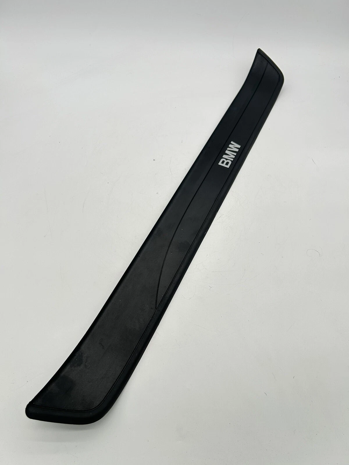 06-2010 BMW 328i 325i 330i e90 sedan scuff plate sill plate floor door Trim OEM - Image 2