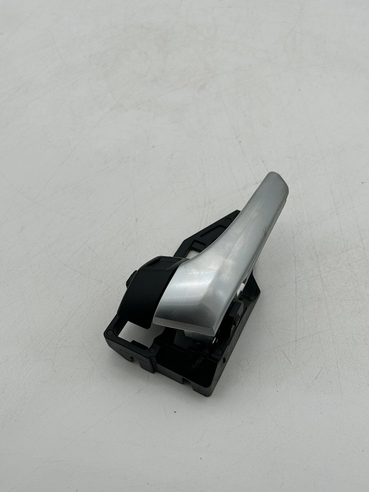 15-17 TOYOTA CAMRY LH DRIVER INTERIOR DOOR HANDLE OEM 69274-0T010 ⭐️⭐️⭐️ - Image 9