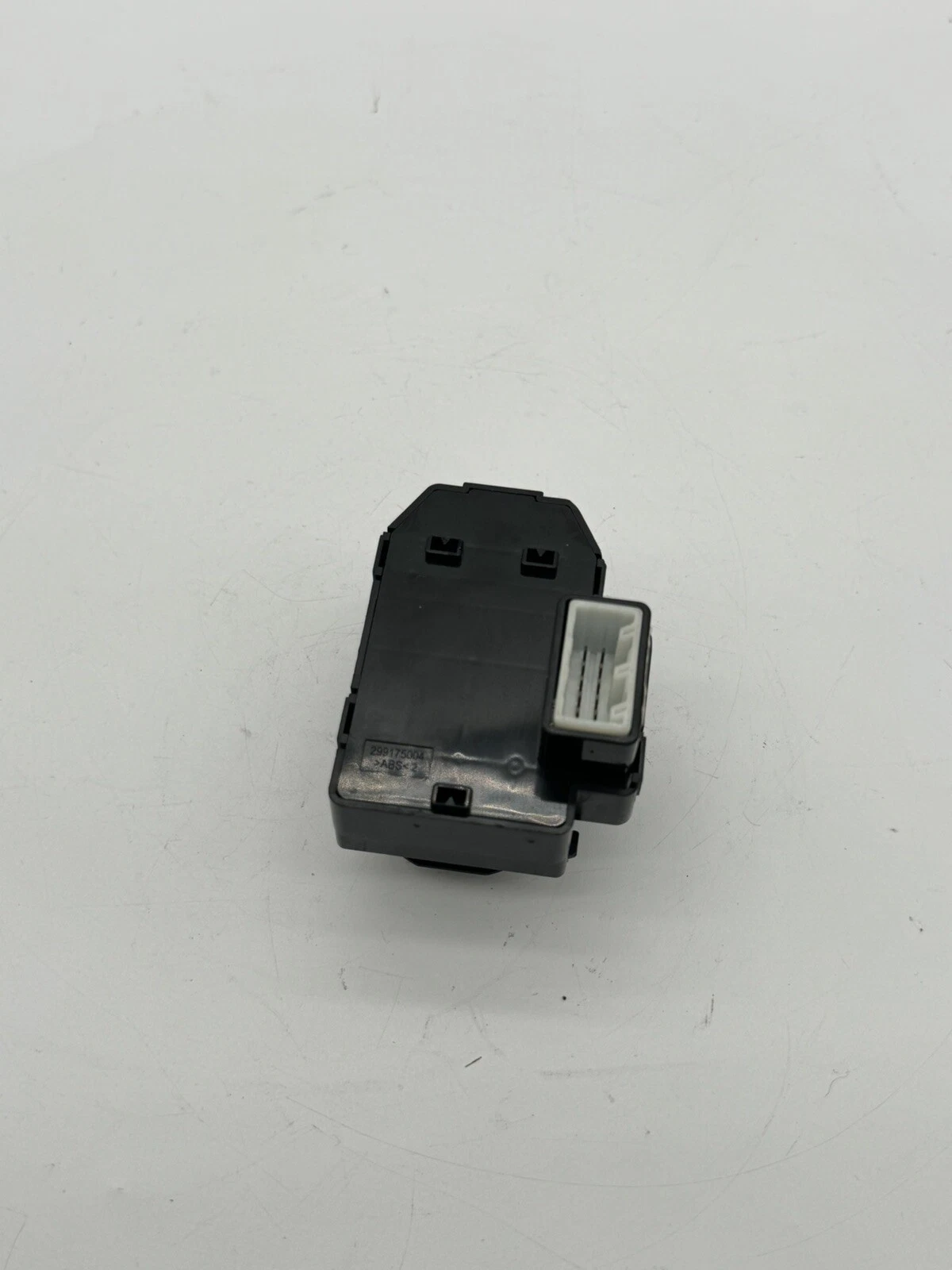 18-19 Kia RIO Front Door Switch Driver's Mirror 2222288 - Image 12