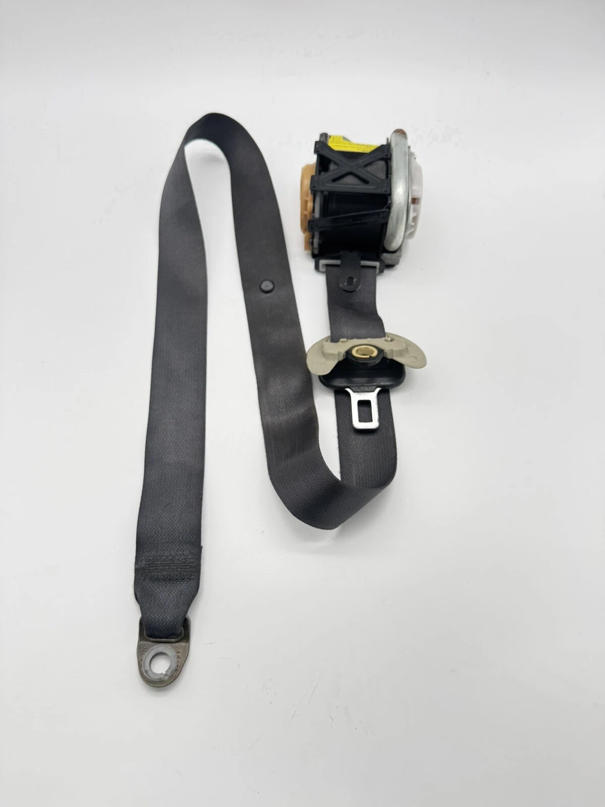 2005-2010 SCION TC FRONT LEFT DRIVER SIDE SEAT BELT RETRACTOR OEM USED - Image 2