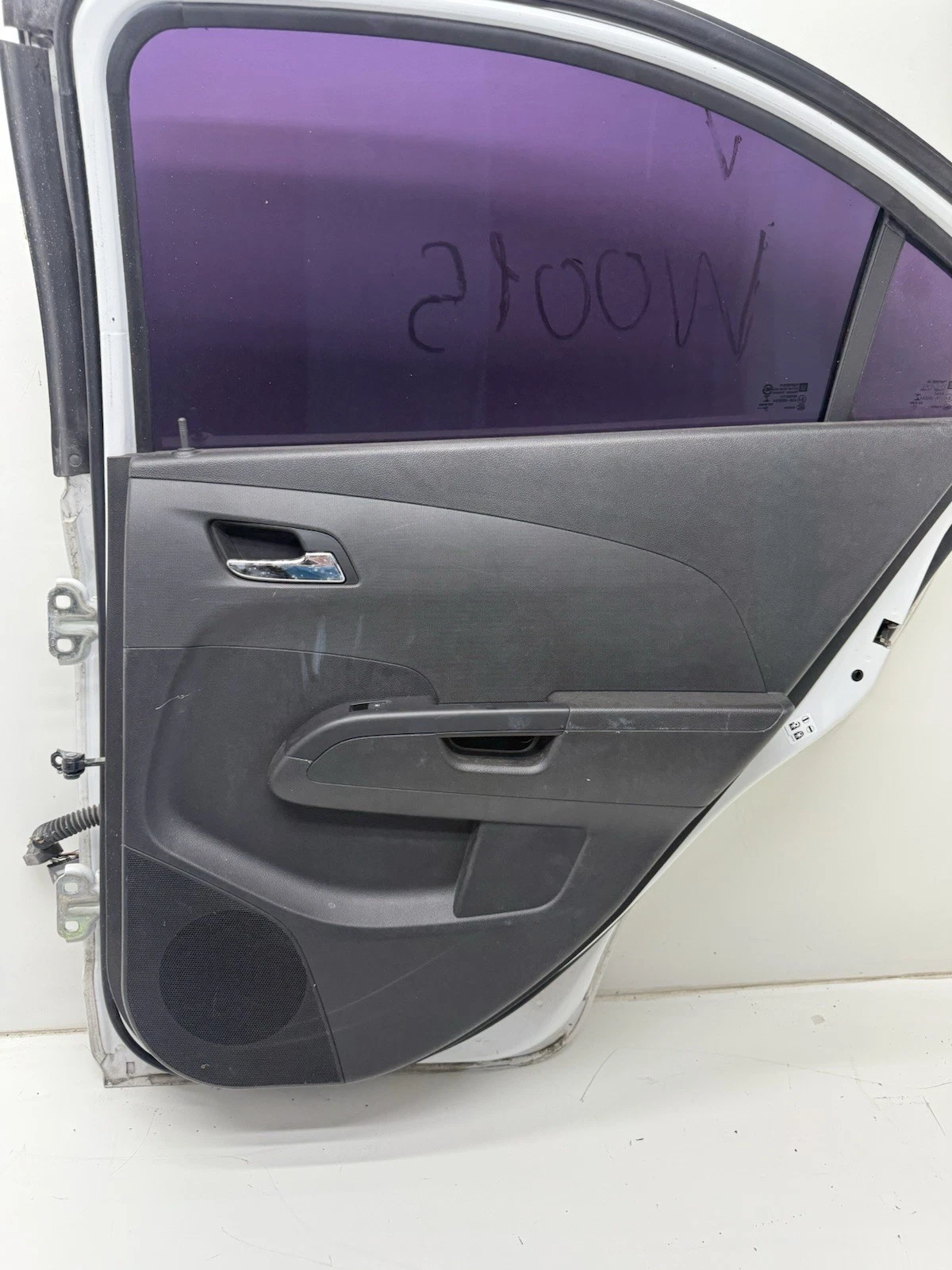 12-20 Chevrolet Sonic Sdn Rear Door Assembly Passenger Right Electric - Image 12