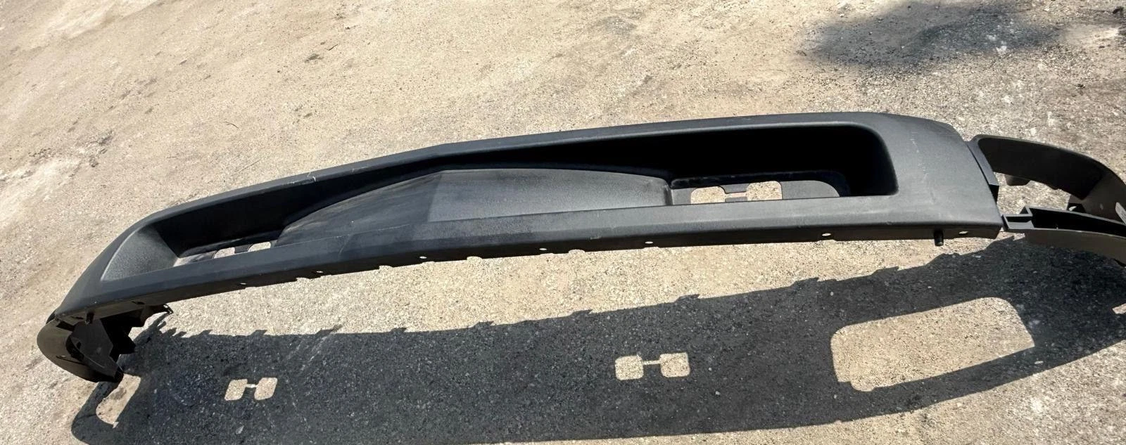 2009-2013 CHEVROLET SILVERADO 1500 FRONT BUMPER COVER OEM - Image 5