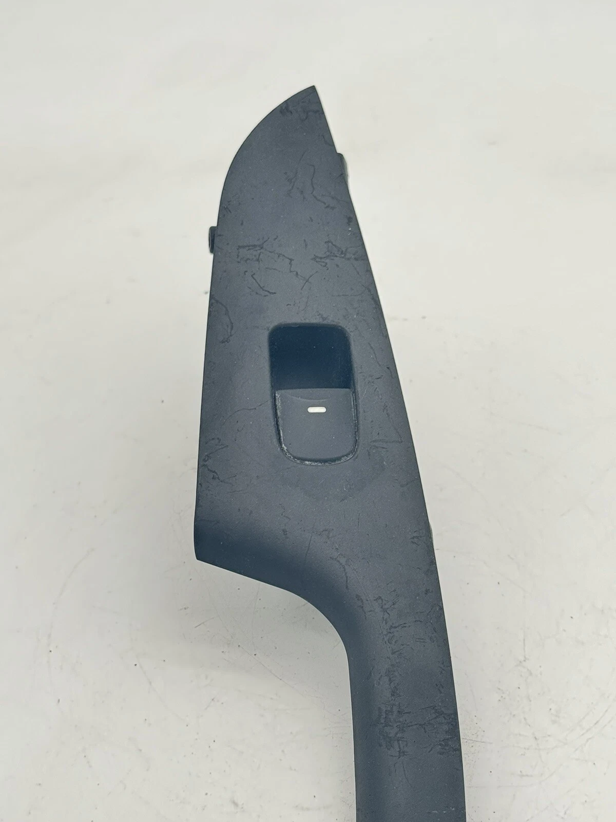 11-13 Hyundai Elantra Sedan Rear Left Window Switch Bezel Trim 201007562 OEM - Image 3