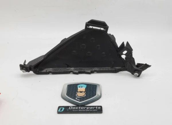 TOYOTA PRIUS FRONT BUMPER FOG COVER OEM 2016 2017 2018 16 17 18 RH