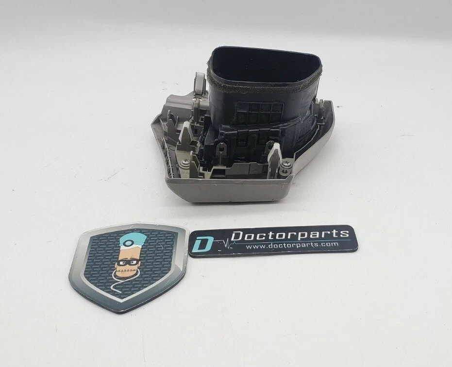 2014 - 2016 Toyota Corolla Left Driver Outer Dash Air Vent OEM 55650-02250 - Image 3