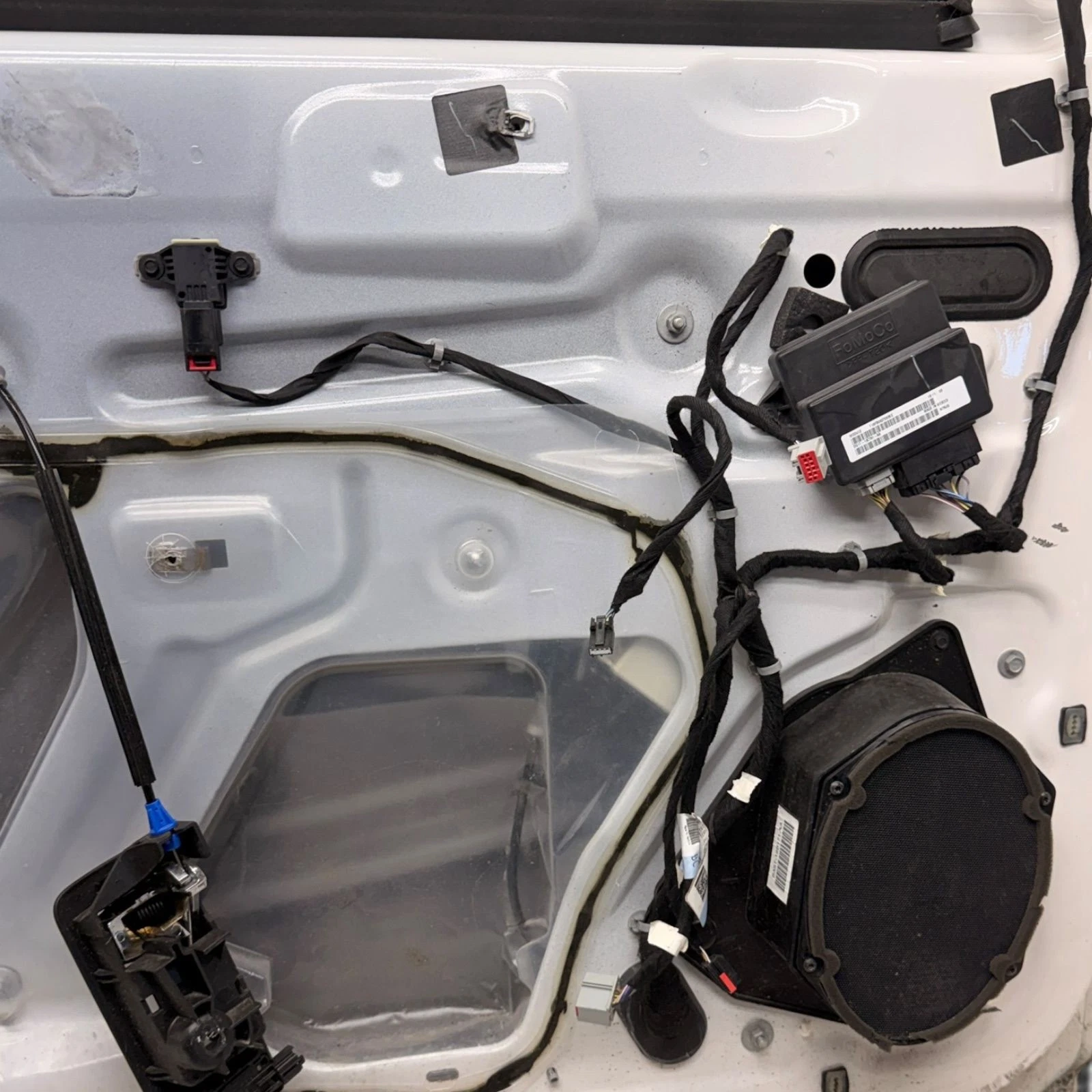 2009-2019 FORD FLEX FRONT LEFT DRIVER SIDE DOOR ASSEMBLY OEM - Image 3