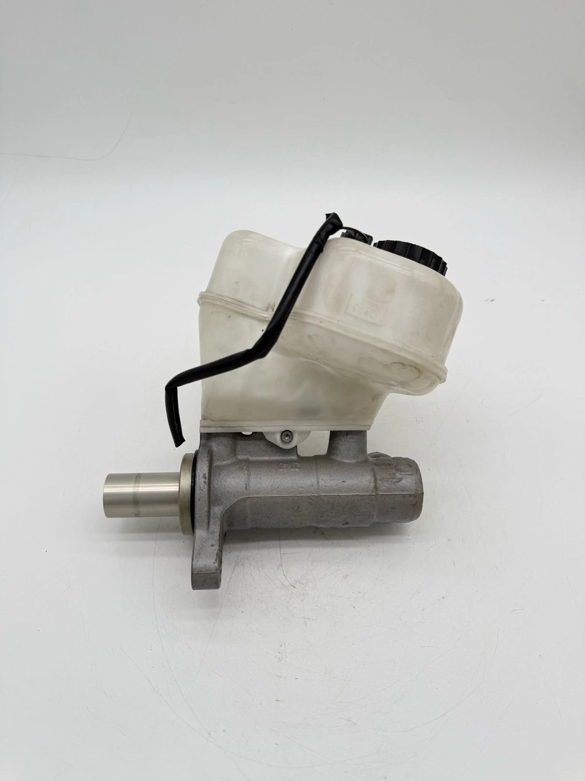 2019-2021 FORD RANGER BRAKE MASTER CYLINDER W/RESERVOIR OEM - Image 11