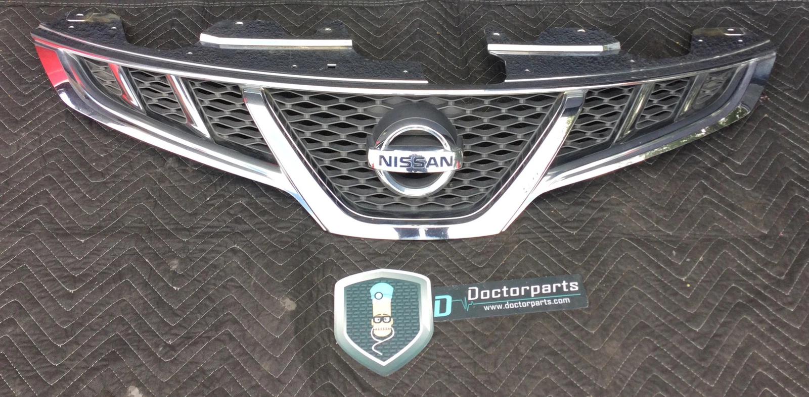 2011-2014 NISSAN MURANO FRONT GRILLE P/N 62310-1SZ0A OEM USED LOCAL PICKUP