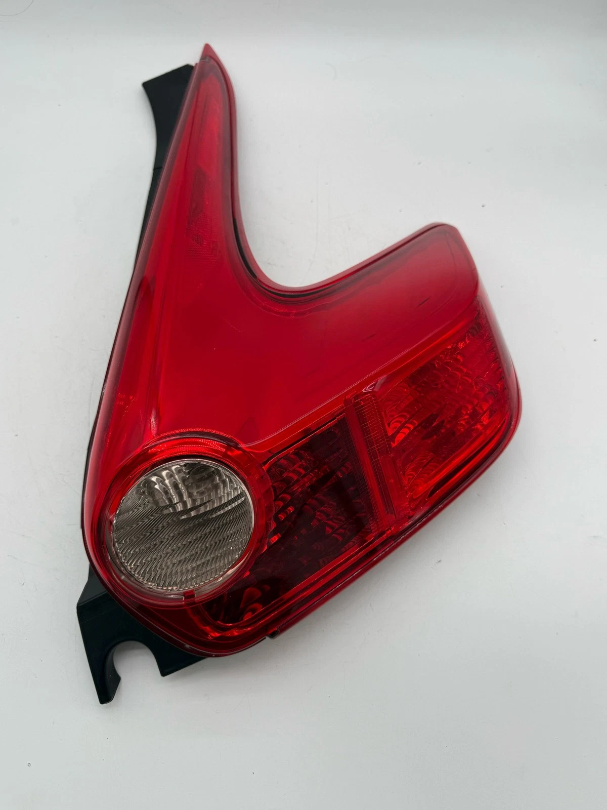2011-2014 NISSAN JUKE REAR RIGHT PASSENGER TAIL LIGHT BRAKE LAMP TAILIGHT OEM - Image 7