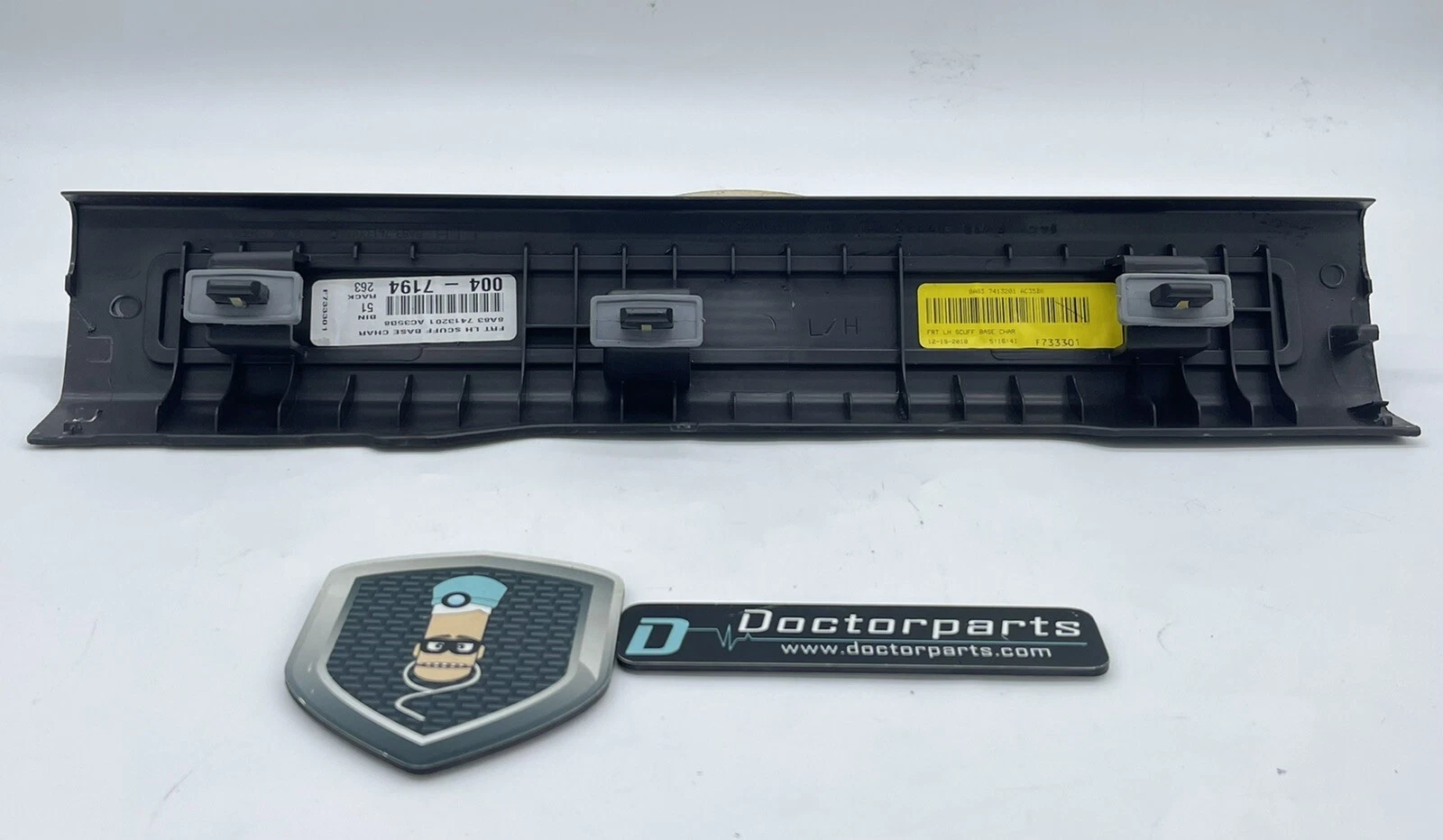 FORD FLEX FRONT LEFT SIDE DOOR SILL SCUFF PLATE TRIM COVER OEM 2009 - 2019 - Image 2