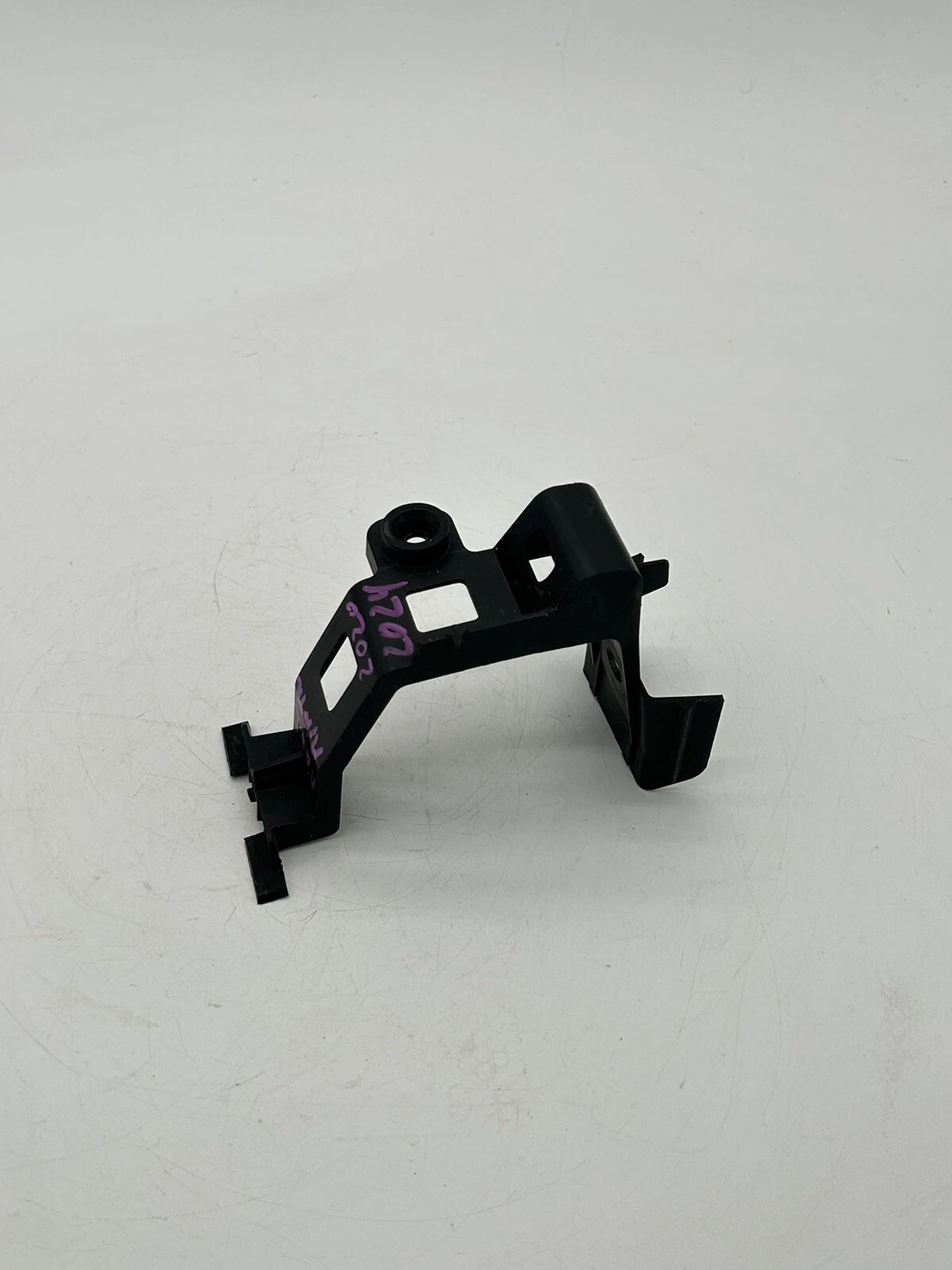 OEM Mazda 2016-2021 MX-5 Miata Rear Right Bumper Retainer N243-50-2R1 - Image 4