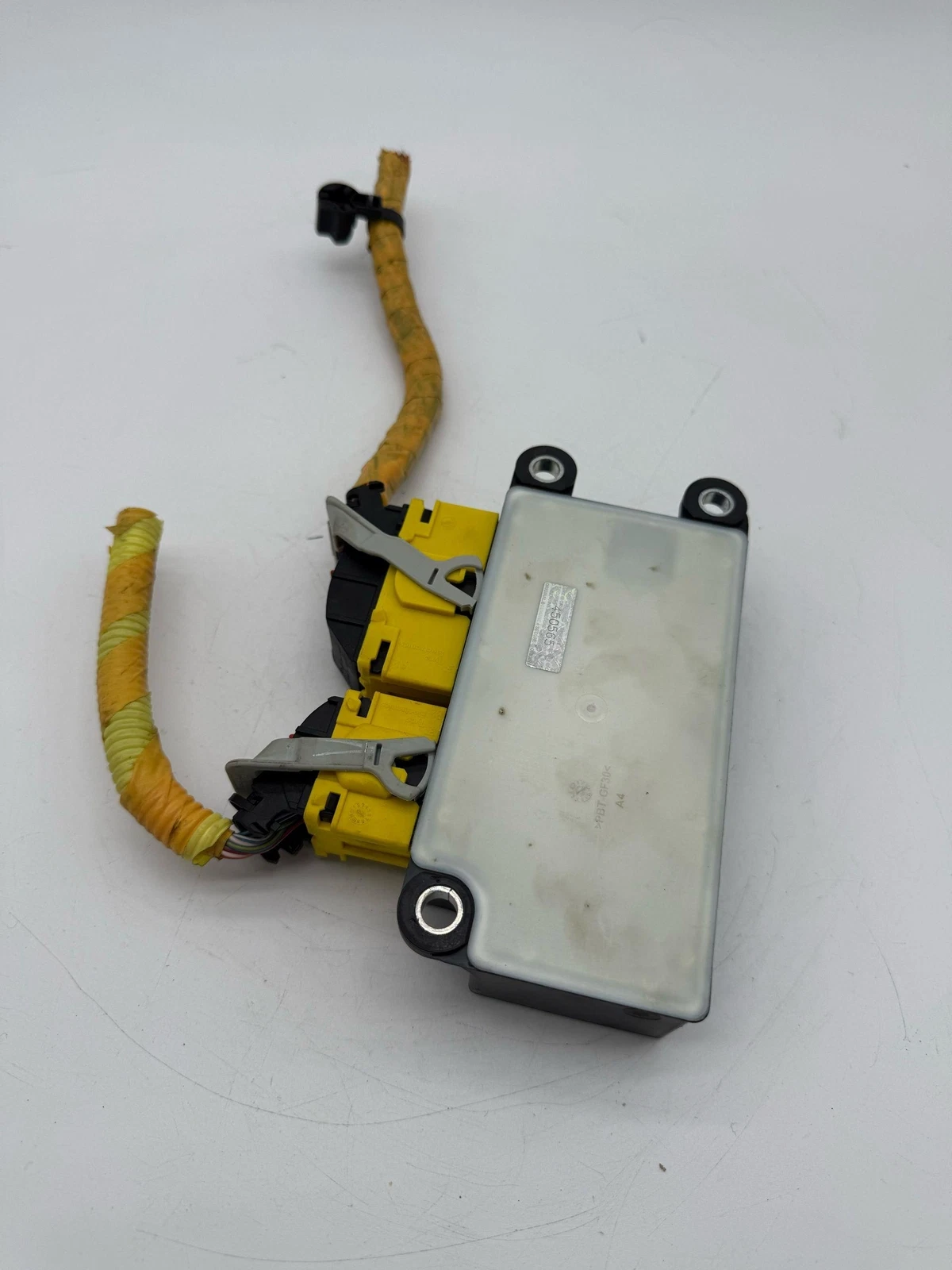 2018-2020 CHEVROLET SONIC CONTROL UNIT MODULE 13507992 OEM - Image 9