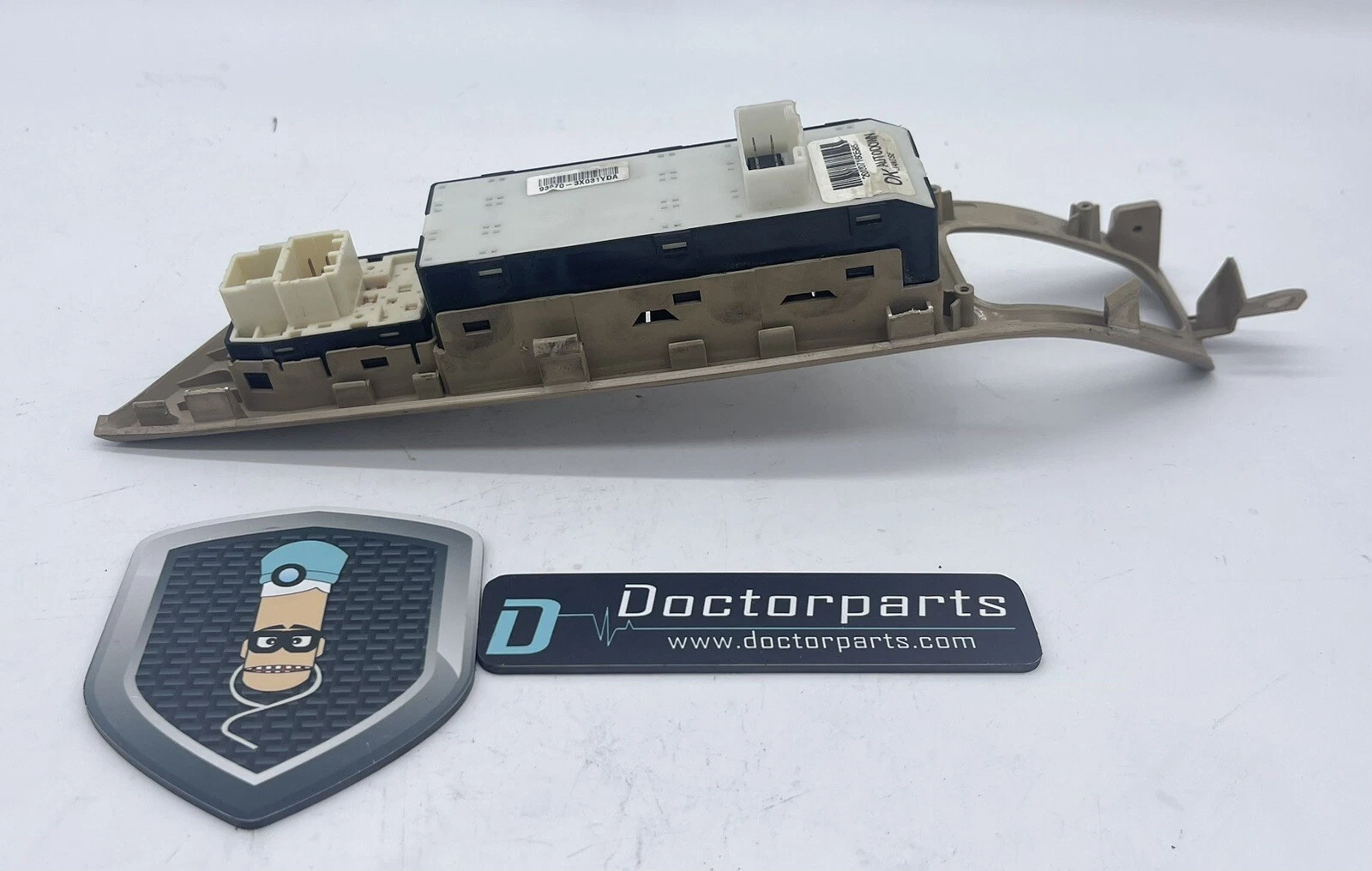 2011-2013 HYUNDAI ELANTRA DRIVER LEFT DOOR MASTER WINDOW SWITCH MDVFU - Image 4