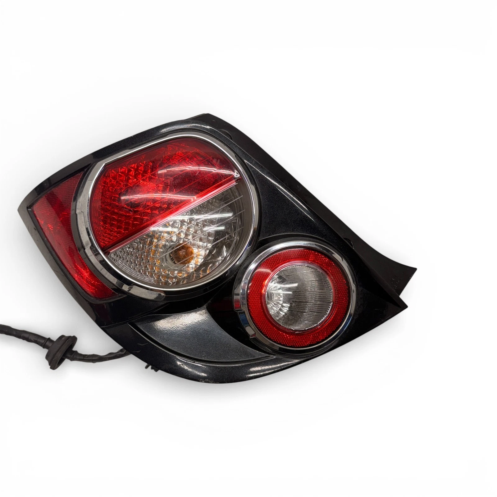 2012-2016 Chevrolet Sonic Driver Left Side Tail Light Taillight OEM, 94534063 - Image 3