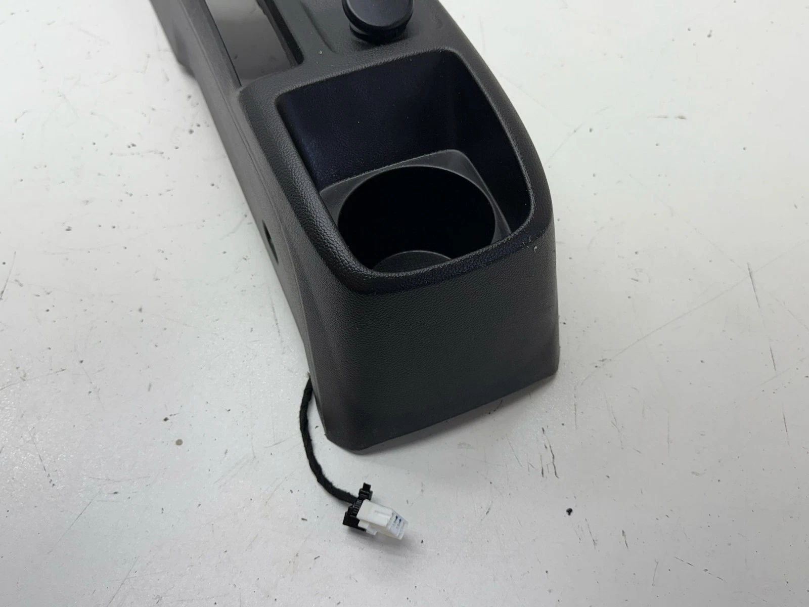 2017-2020 CHEVROLET SONIC CENTER CONSOLE BASE 42532293 SEDAN OEM - Image 12