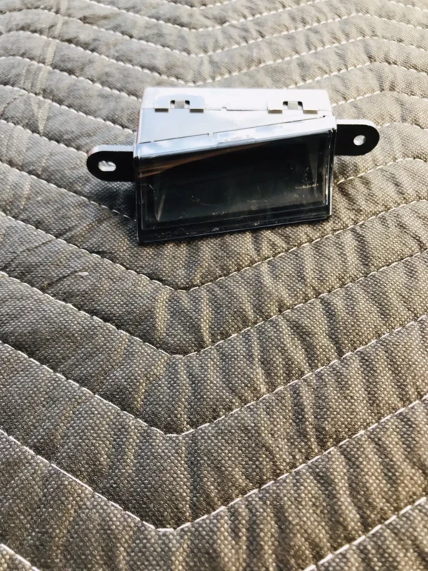 2013 CADILLAC XTS LENS VISOR RIGHT SIDE OEM 814592697