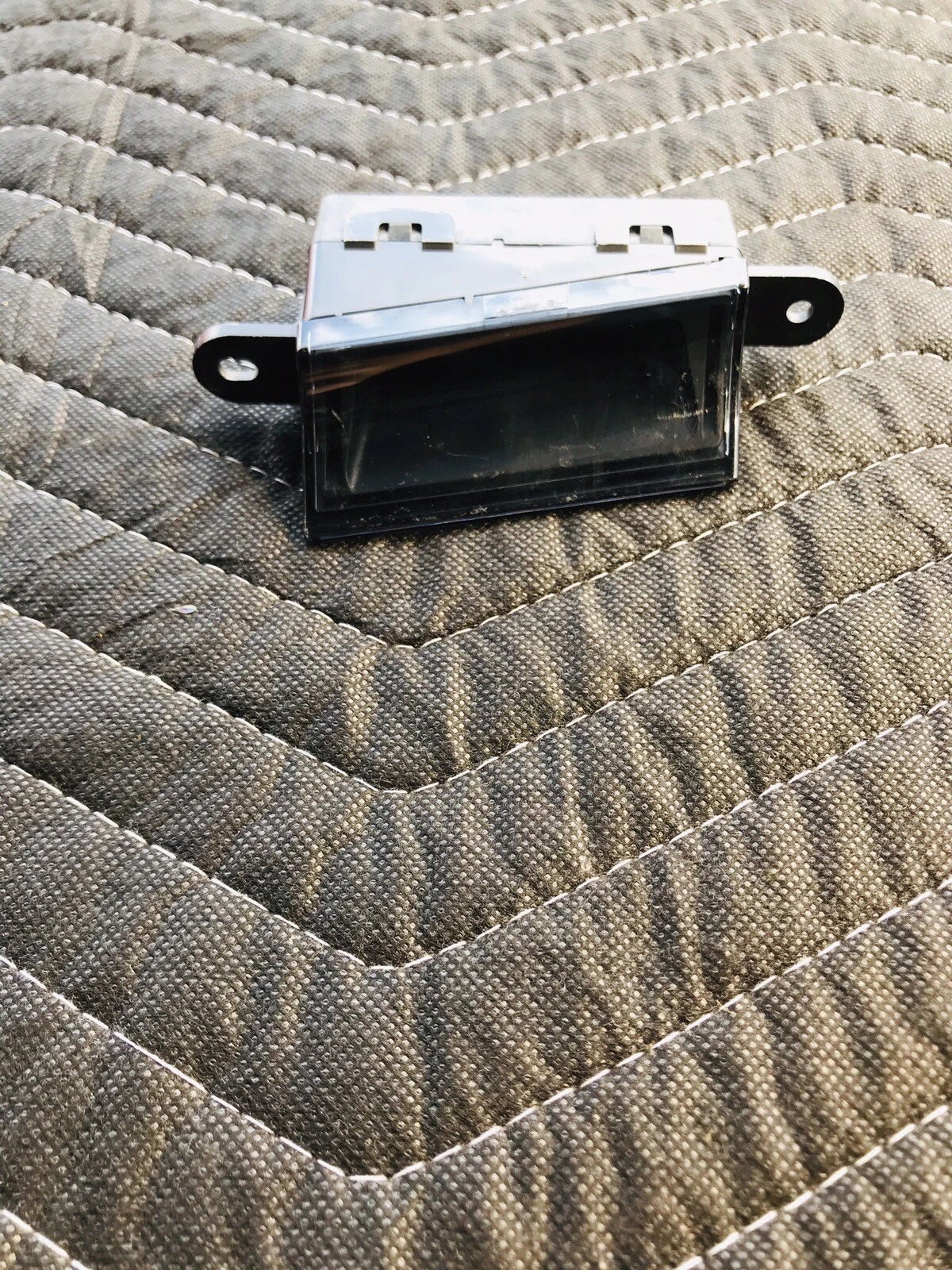 2013 CADILLAC XTS LENS VISOR RIGHT SIDE OEM 814592697