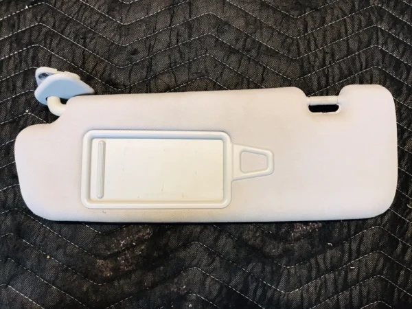 2011-2014 Hyundai Sonata Left Driver Sun Visor Sunvisor Gray OEM B6152