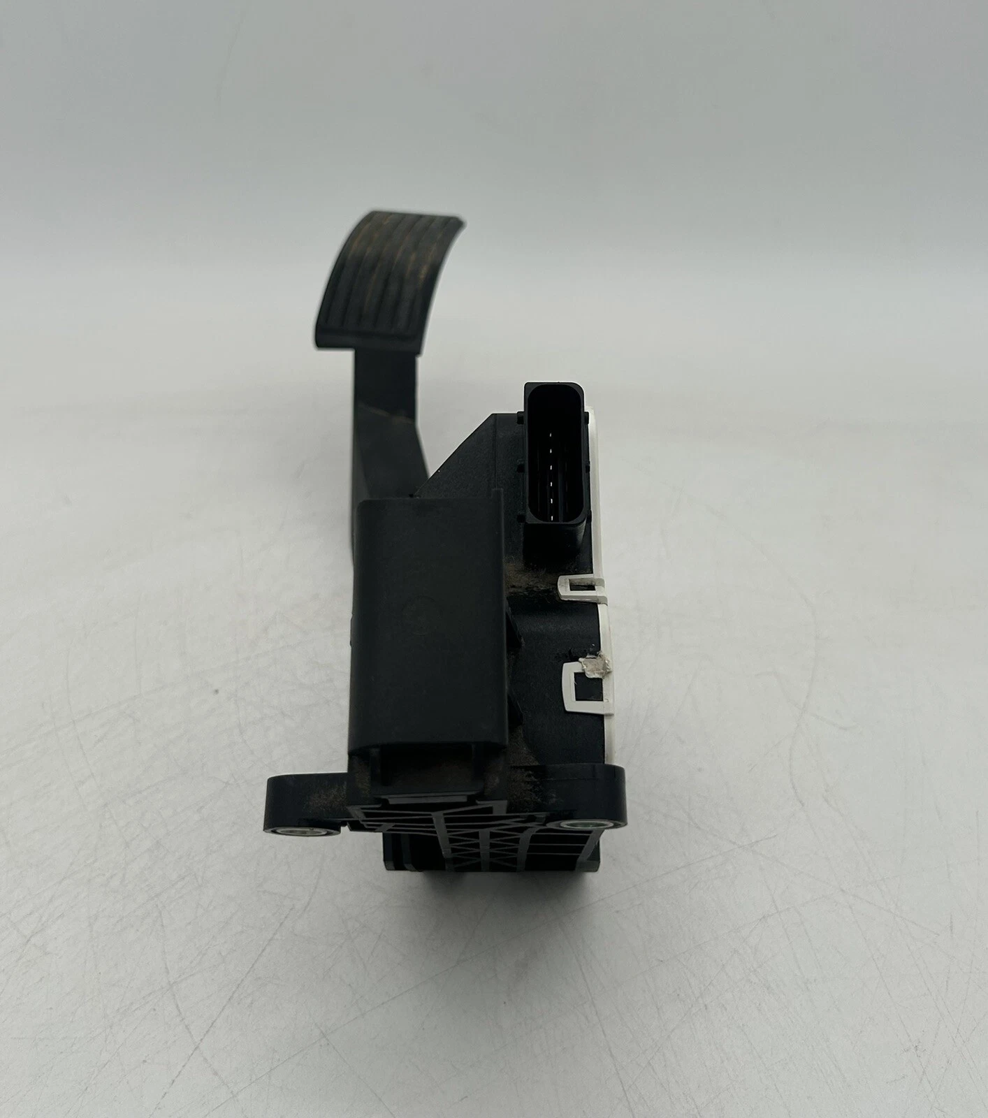 2014-2021 DODGE PROMASTER 2500 3.6L V6 FLOOR ACCELERATOR THROTTLE GAS PEDAL OEM - Image 5