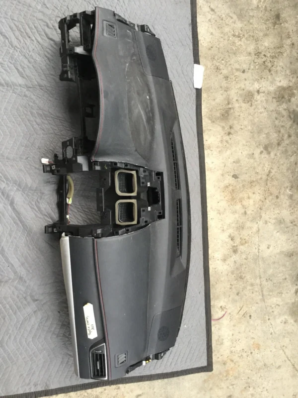 2017 TOYOTA CAMRY DASHBOARD OEM. BLACK-RED-SILVER