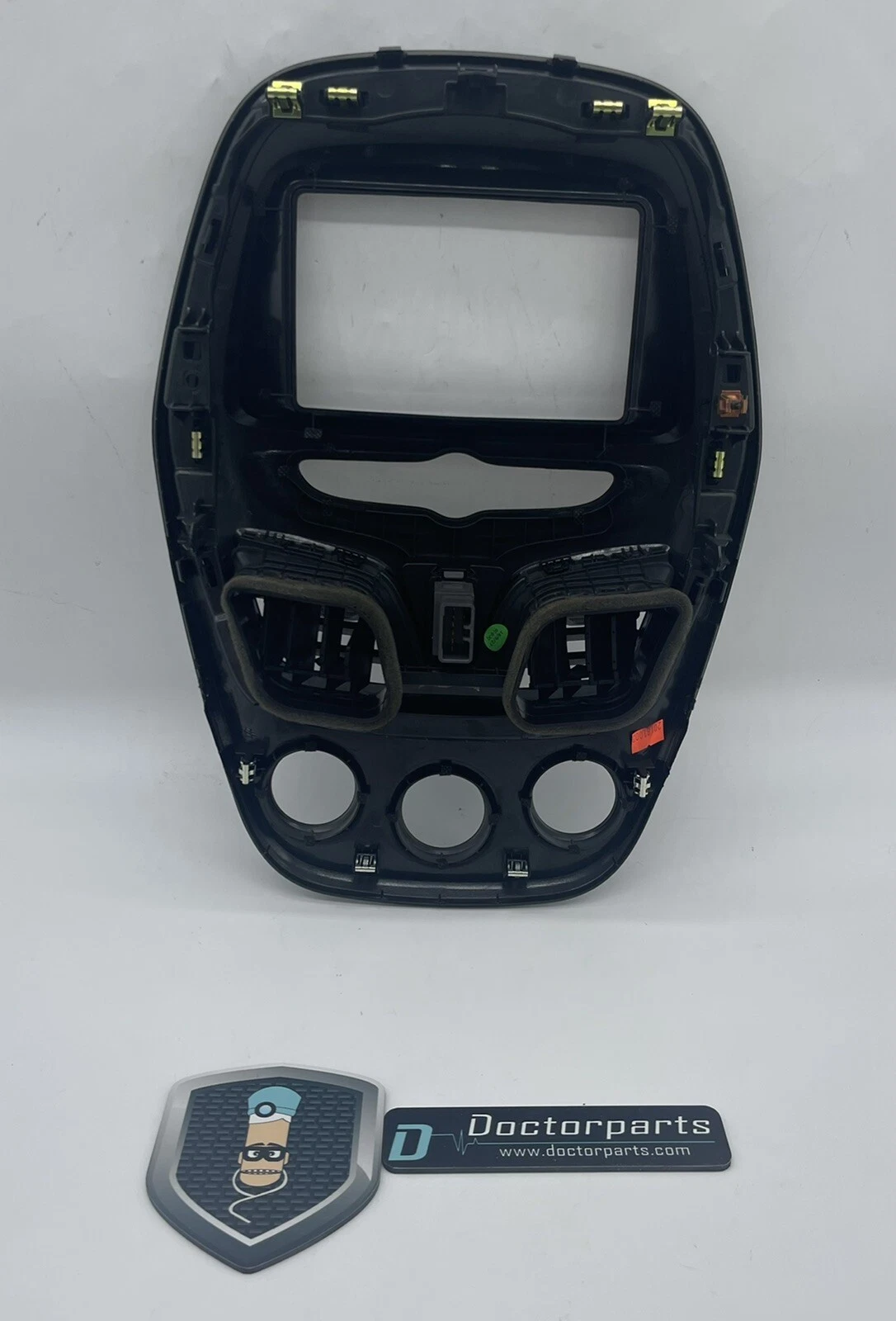 2016-2019, CHEVY SPARK RADIO BEZEL WITH VENTS AND HAZARD SWITCH OEM🔷 - Image 4