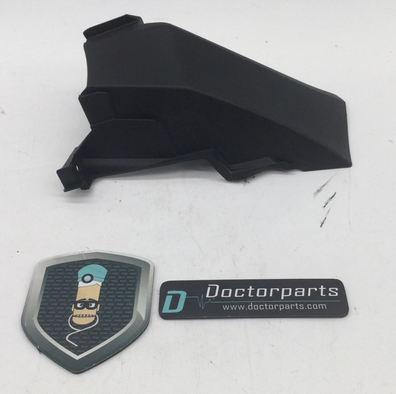 2019-2020 NISSAN ALTIMA LOWER CENTER DASH CLUSTER TRIM 68246 6CA0A OEM USED