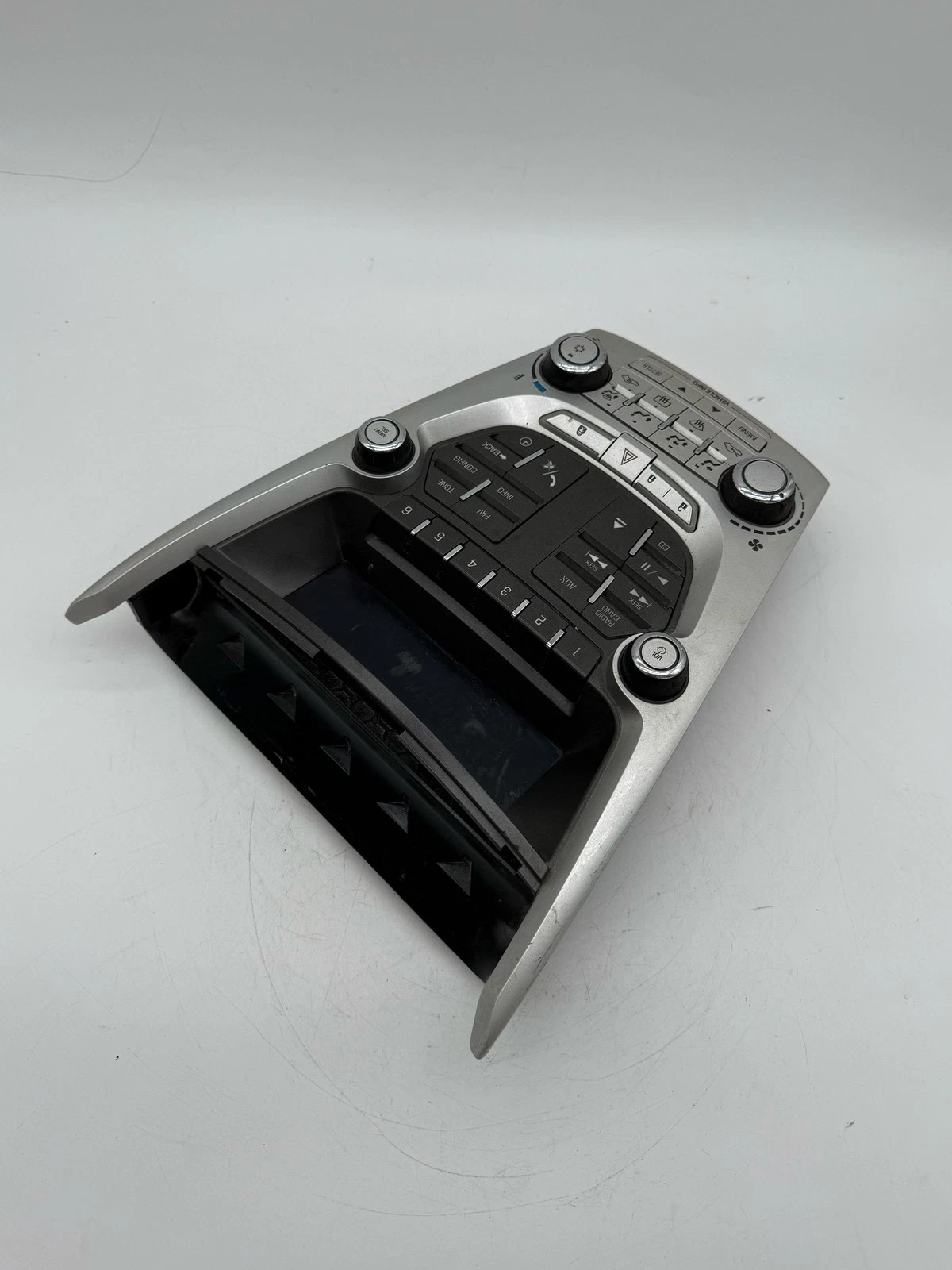 2010-2013 CHEVROLET EQUINOX AUDIO RADIO AC Control 95952766G OEM - Image 8