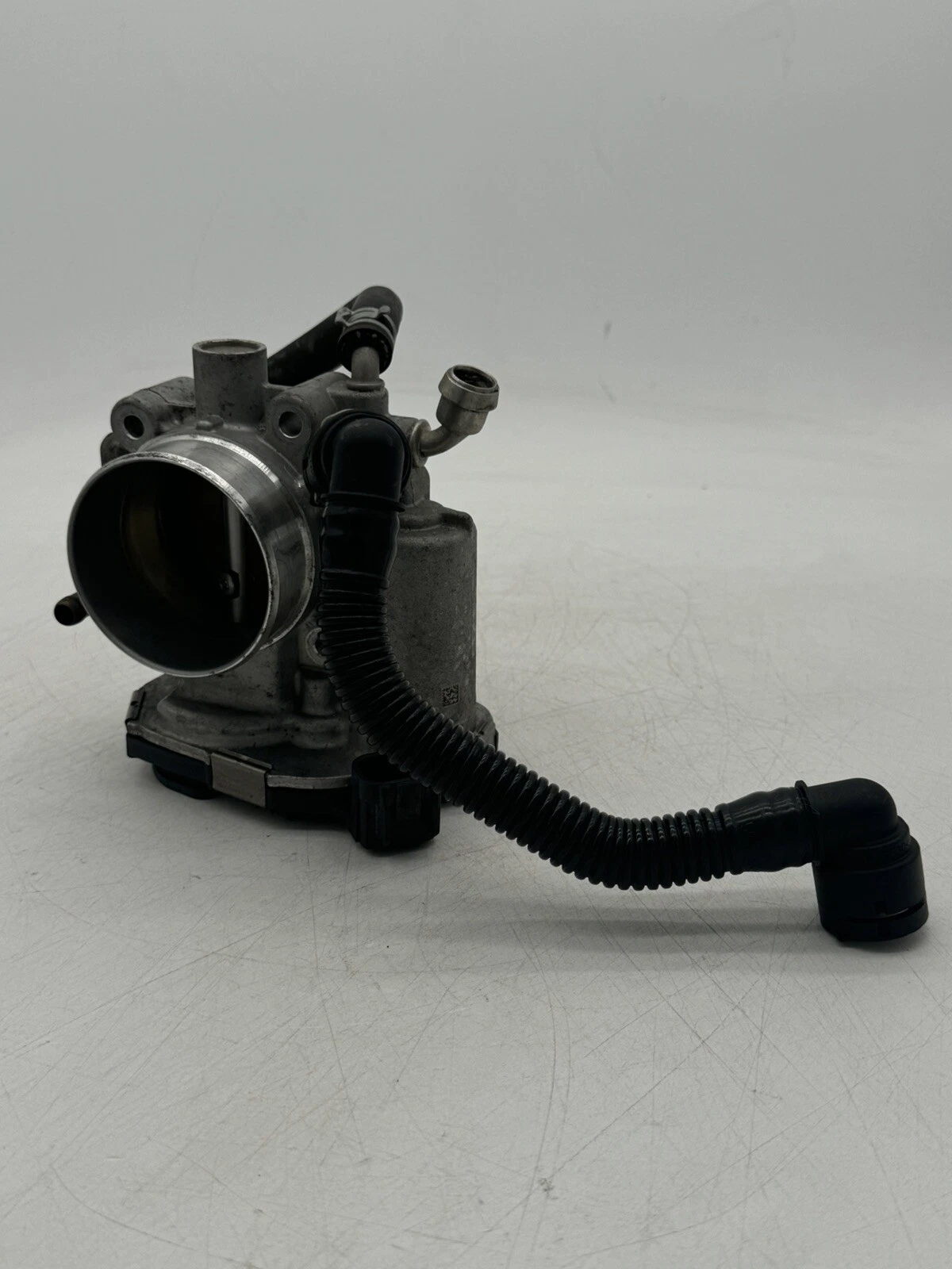 2017 CHEVROLET SONIC 1.8L Throttle Body OEM 55561495 - Image 3