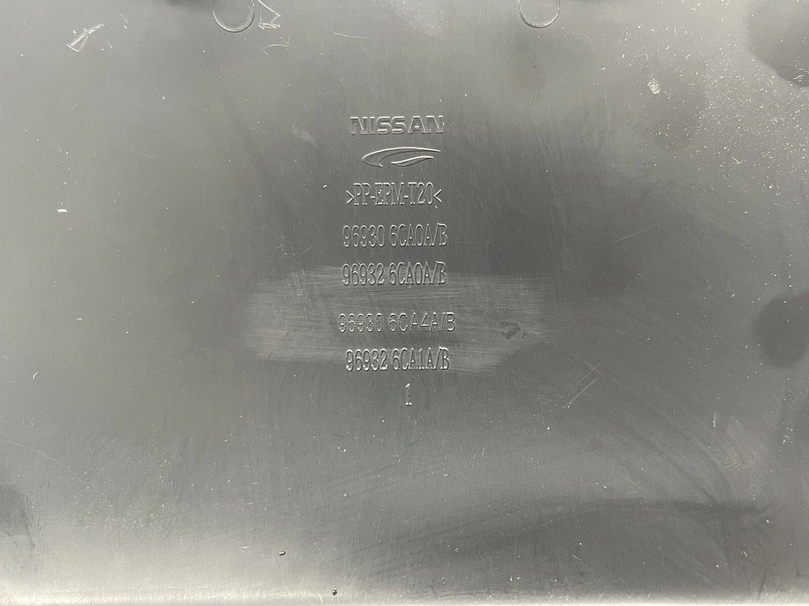 2019-2020 Nissan Altima 96932-6CA1A Console Trim Panel Charging Station OEM. - Image 7