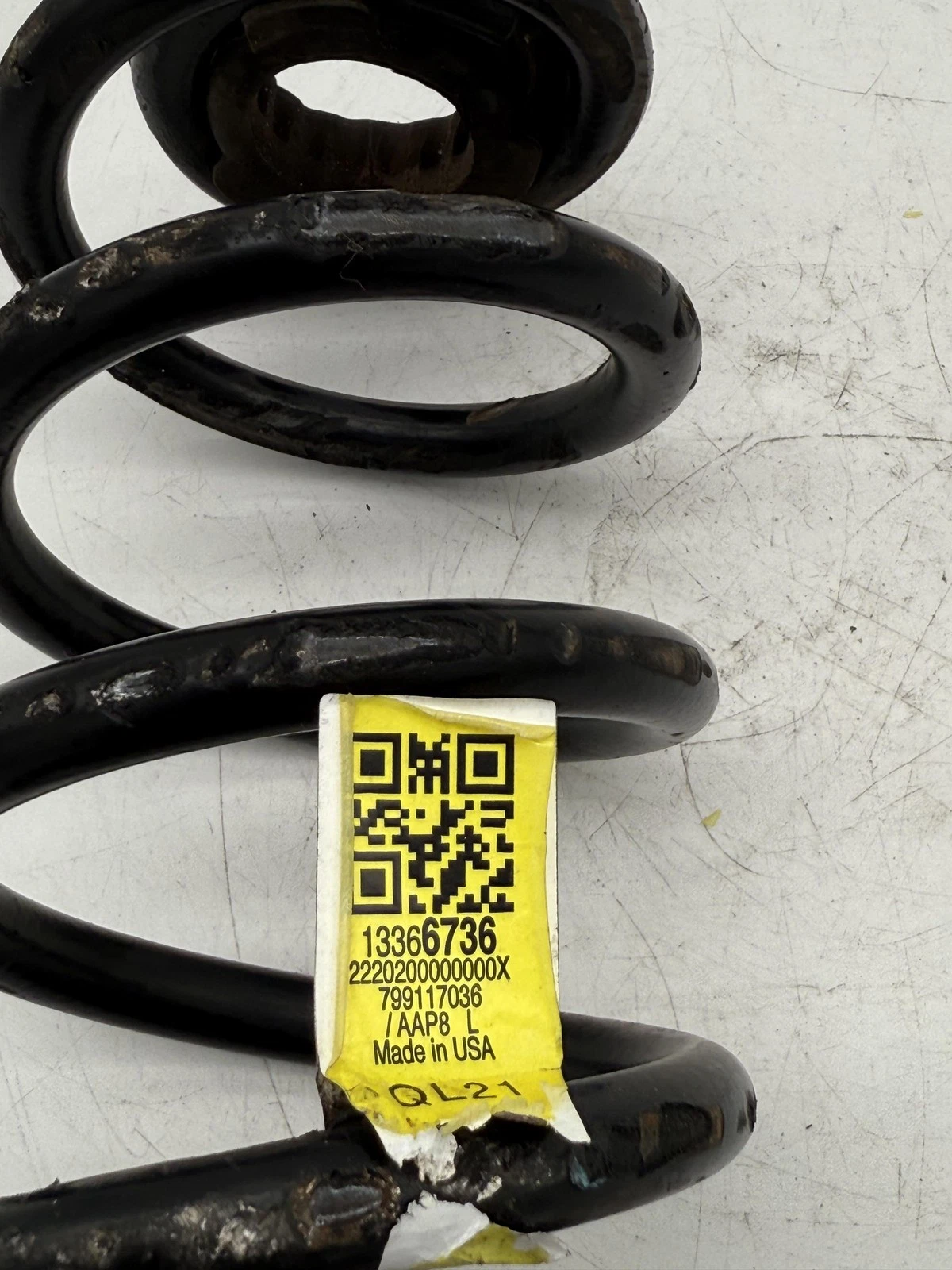 2016-2019 Chevrolet Chevy Cruze Rear Suspension Coil Spring 13366736 OEM - Image 6