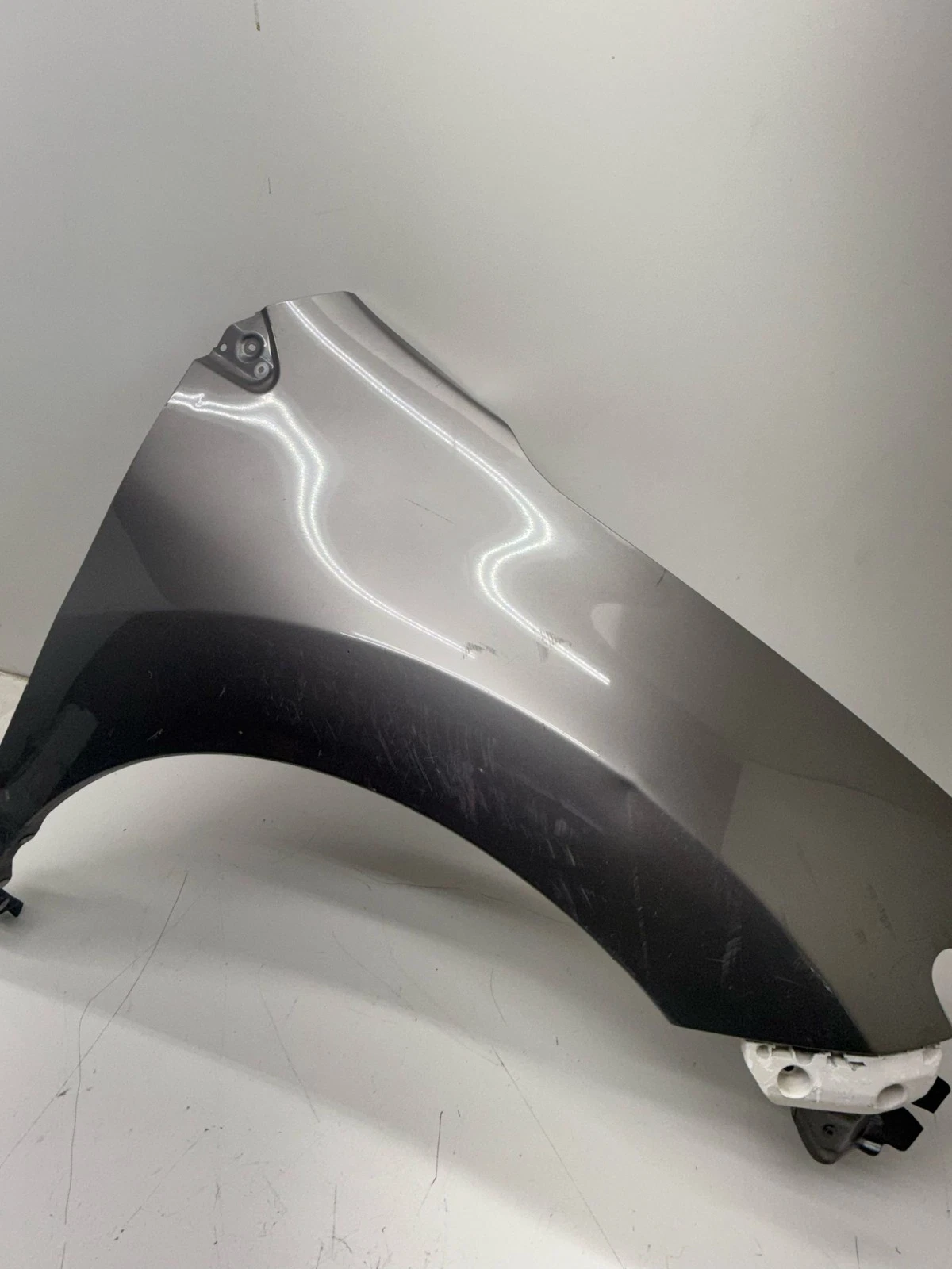 RH2011- 2017 NISSAN QUEST RIGHT PASSENGER SIDE FENDER OEM GREY - Image 9