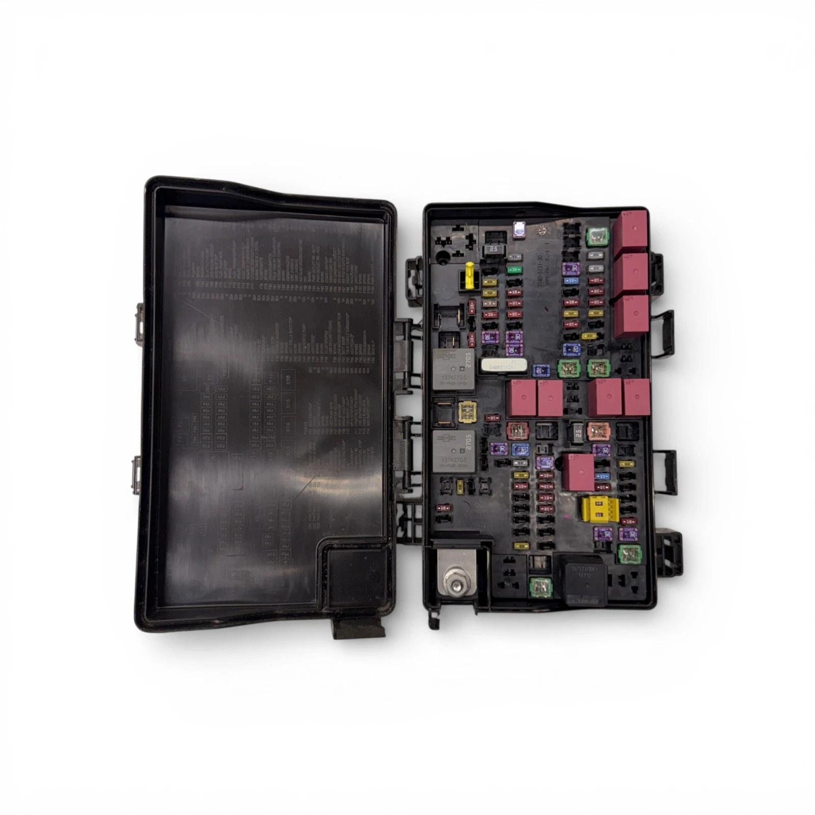 2023-2024 Dodge Ram 1500 Fuse Box Intelligent Power Distribution OEM, 68622634AA - Image 9